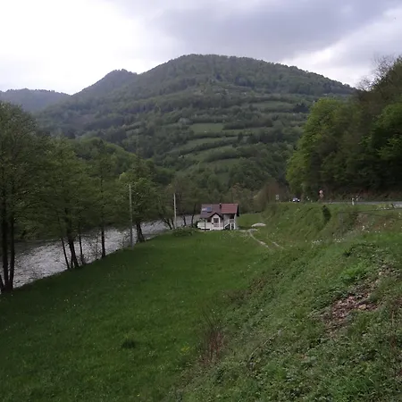 Vrbas Dreams 別荘 Torlakovac